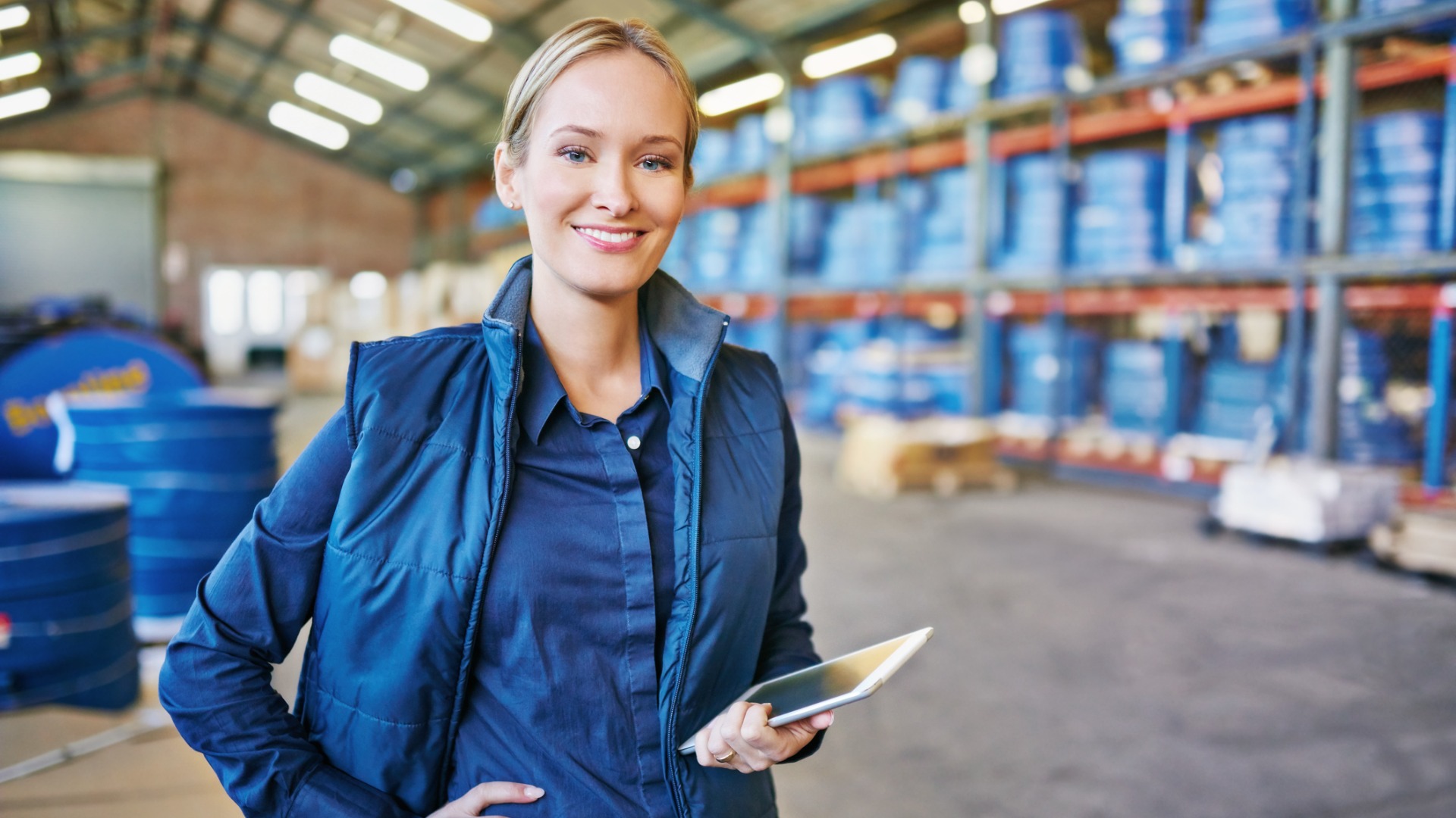 tracking-your-order-to-its-destination-picture-id524903145 (1)